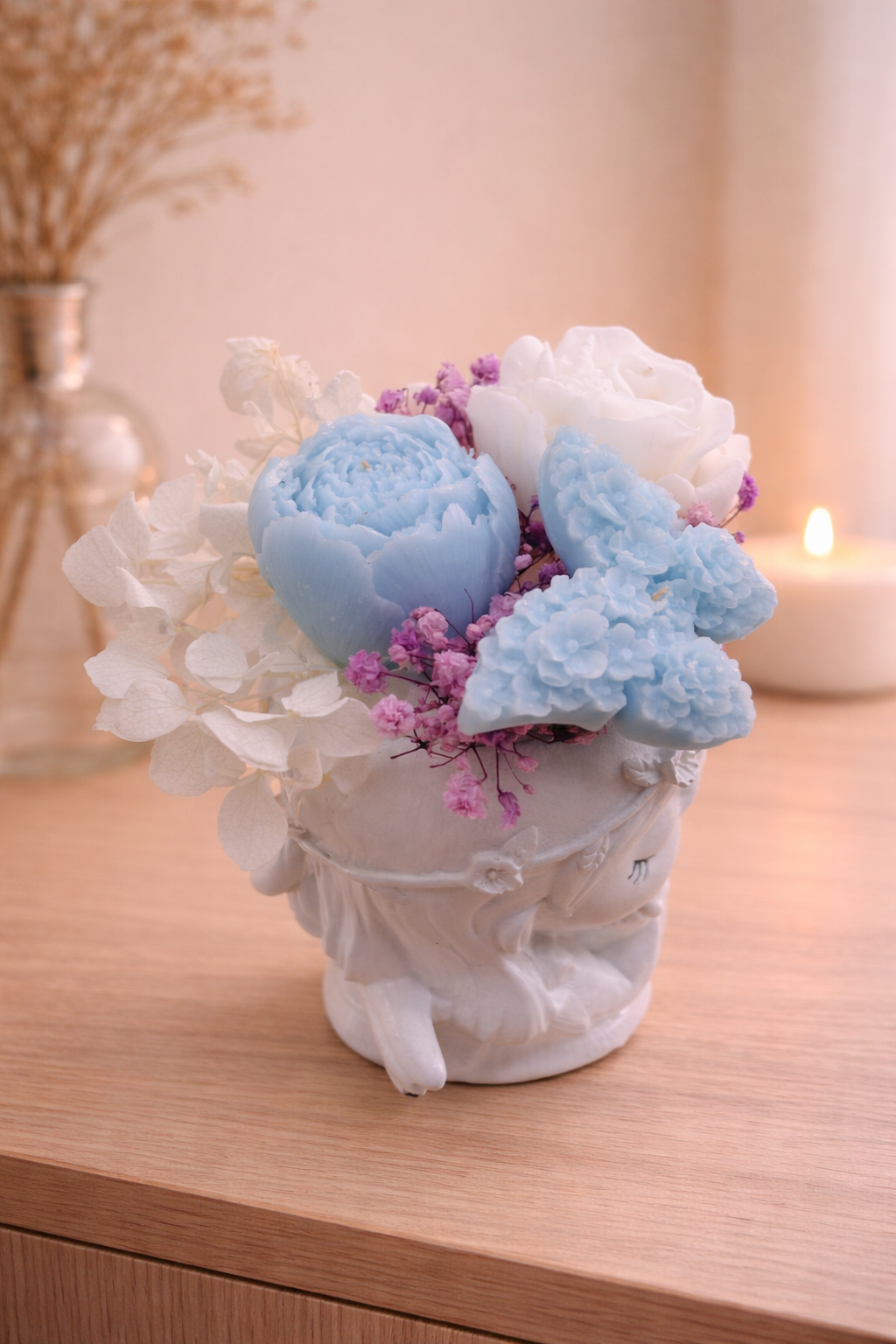 Bouquet de fleurs cirées fillette