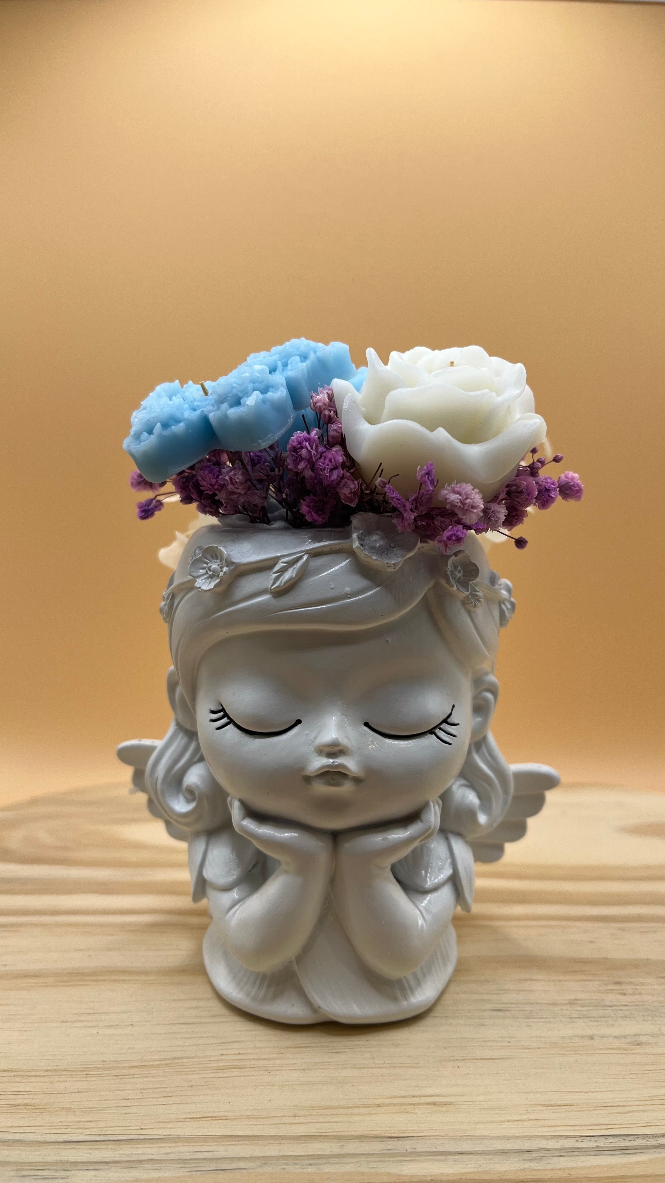 Bouquet de fleurs cirées fillette