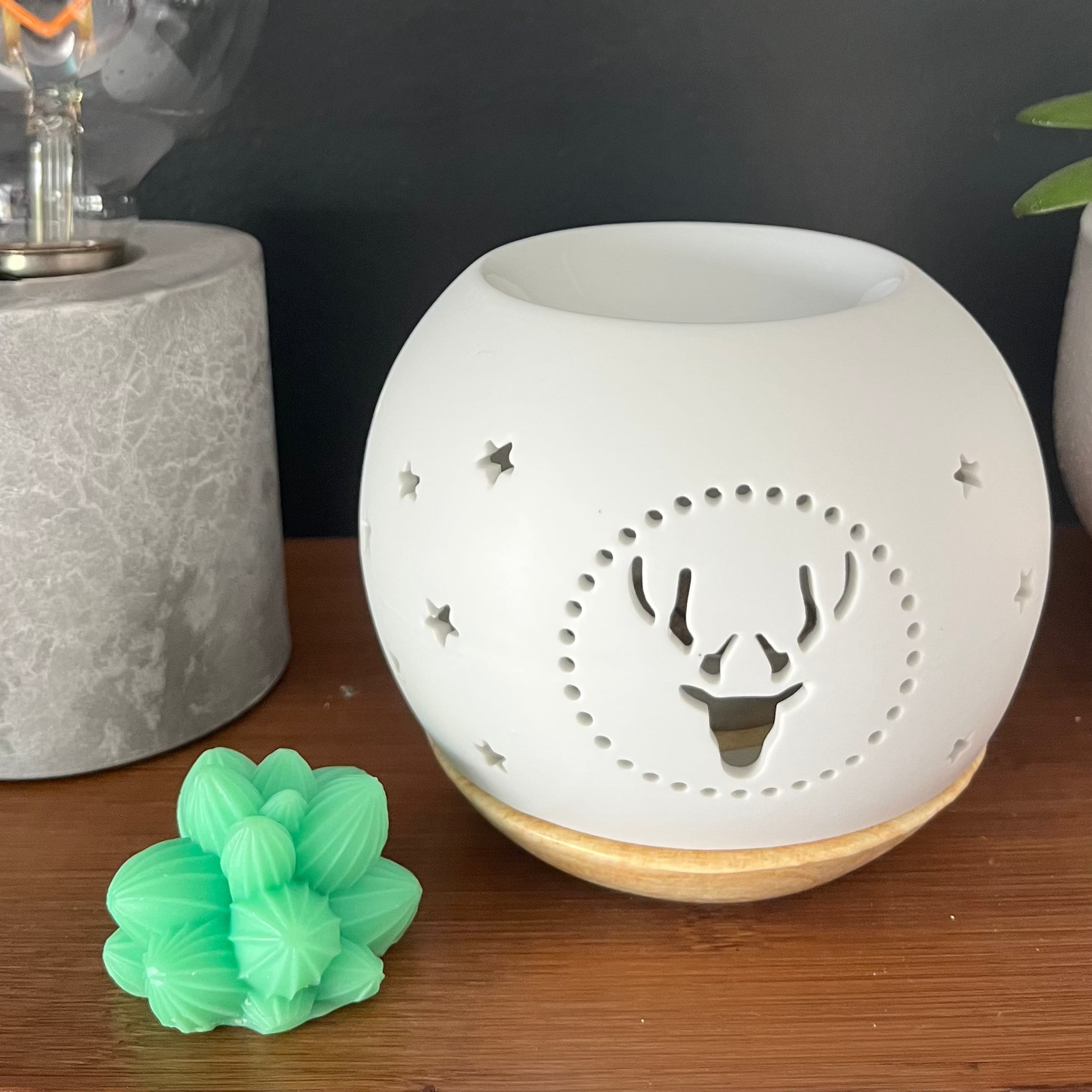 Brûleur fondant parfumé cerf